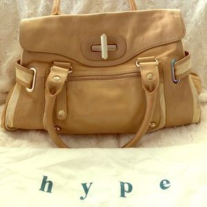 “Hype” cream/beige satchel bag. Genuine leather.